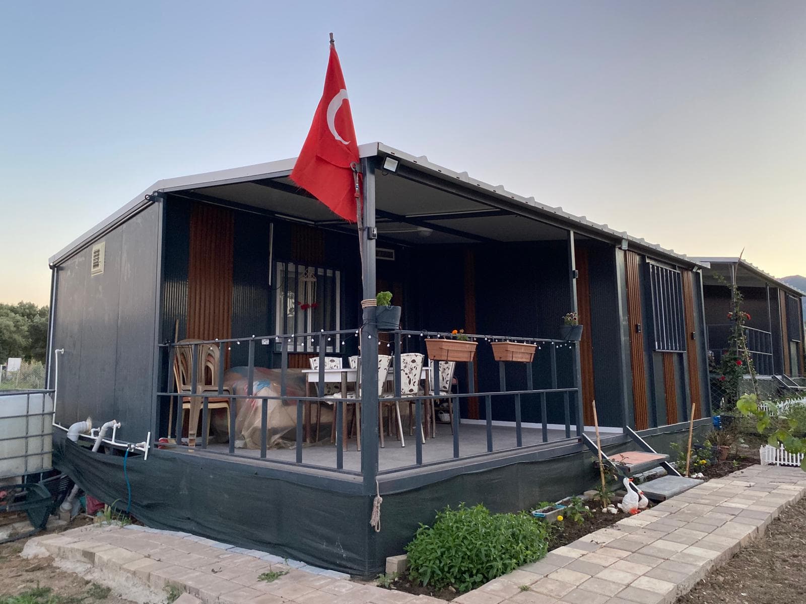42 m² 2+1 Özel Üretim Yaşam Konteyner Bağ Bahçe Uyumlu
